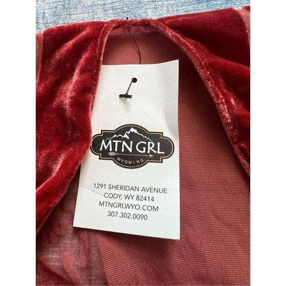 NWT! MTN GRL Wyoming Velvet Mesh Tapestry Tassel Kimono in Rust One Size - Picture 8 of 12